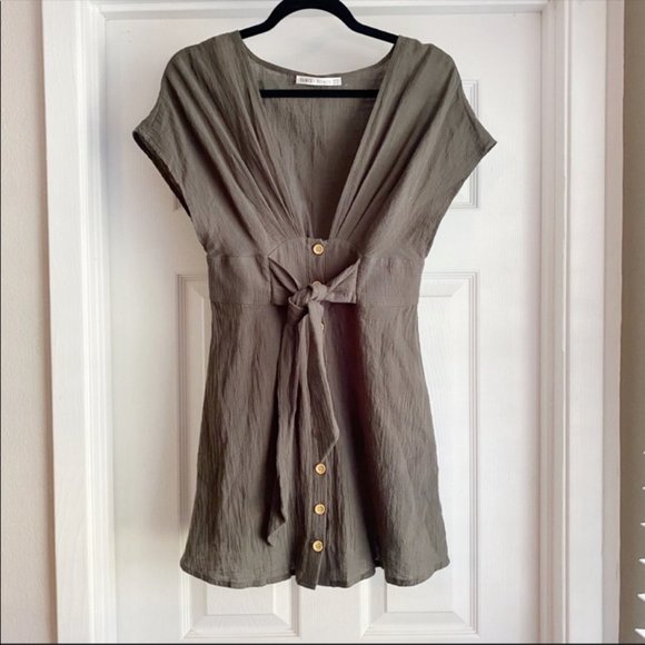 Saints + Secrets Dara Button Down Mini Dress Green Khaki V-Neck Tie Size Small - Picture 4 of 9